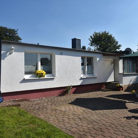 Modern Bungalow In Kroepelin With Garden Villa Rum bild